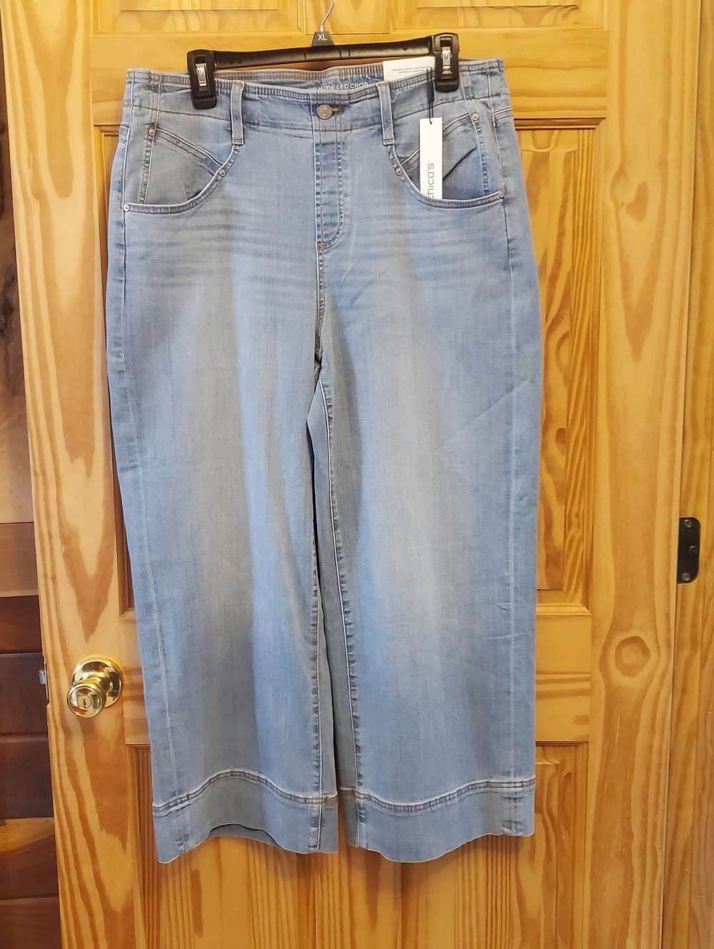 NWT Chico's Wide Leg Crop Pull On Denim Jean Size 12 Chico's 2